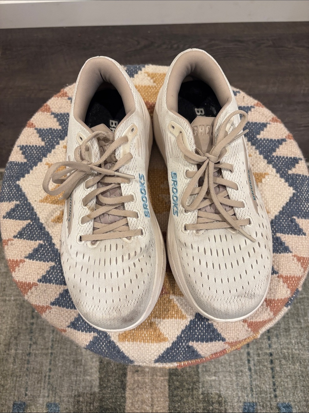 Brooks Cream Running Shoes with Blue Logo